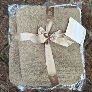 Barefoot Dreams Blanket